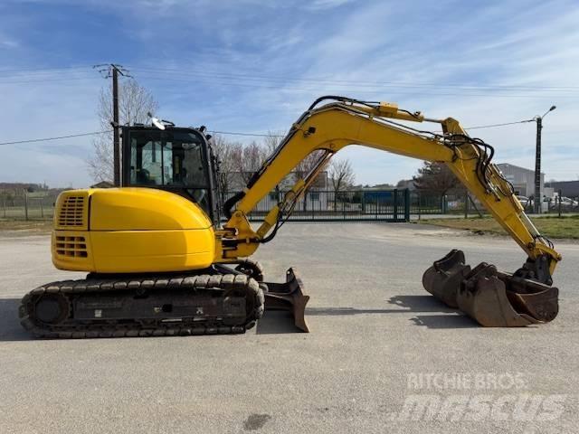 Komatsu PC 80 MR حفارات وسط 7 طن - 12 طن