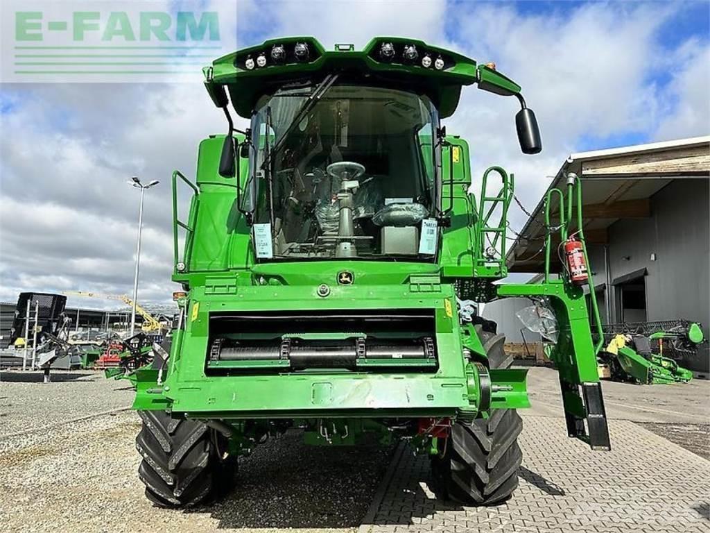 John Deere t670 hm حصادات