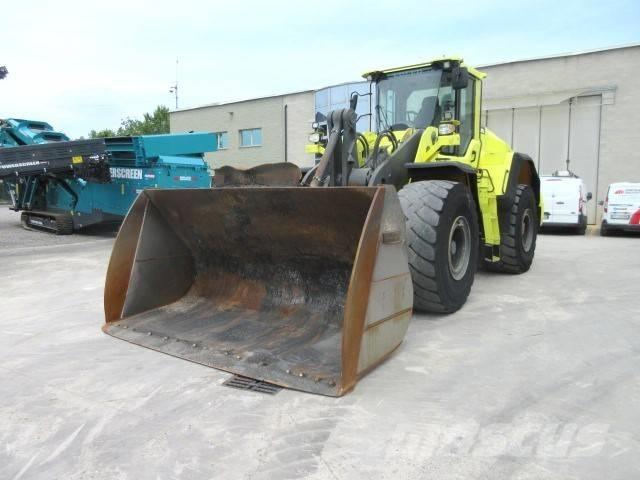 Volvo L 180 H لوادر بعجل