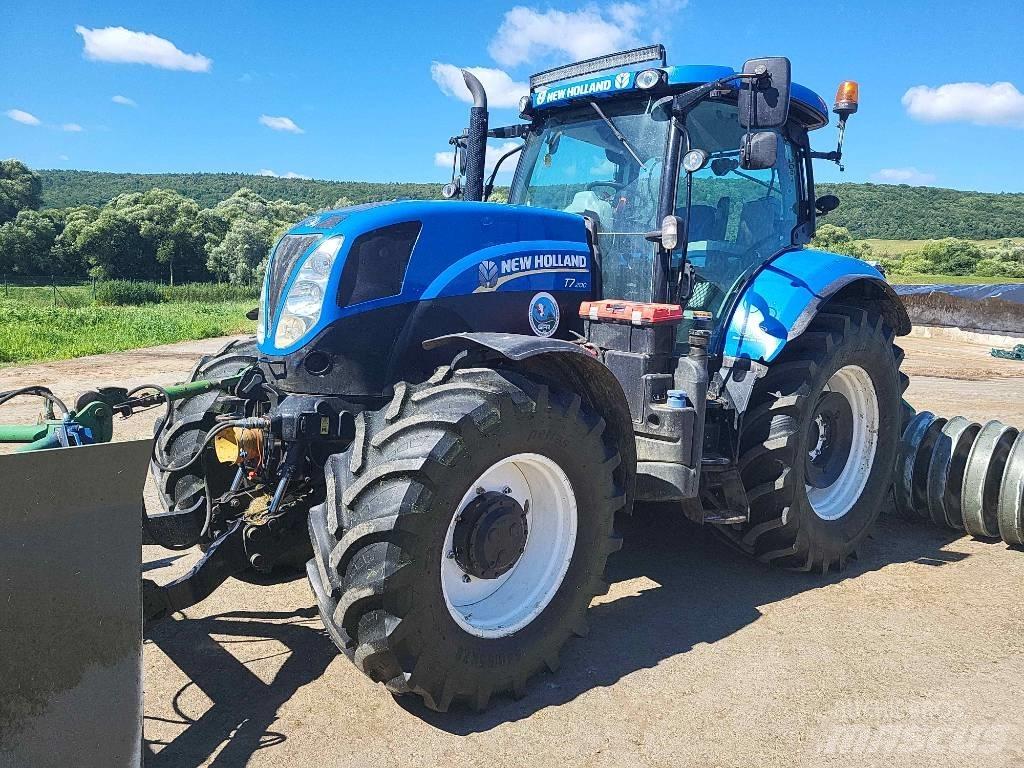 New Holland T 7.200 الجرارات