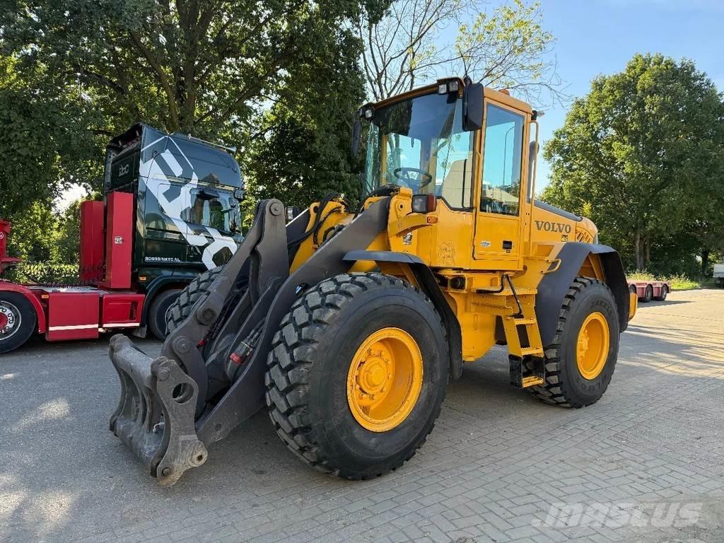 Volvo L60E لوادر بعجل