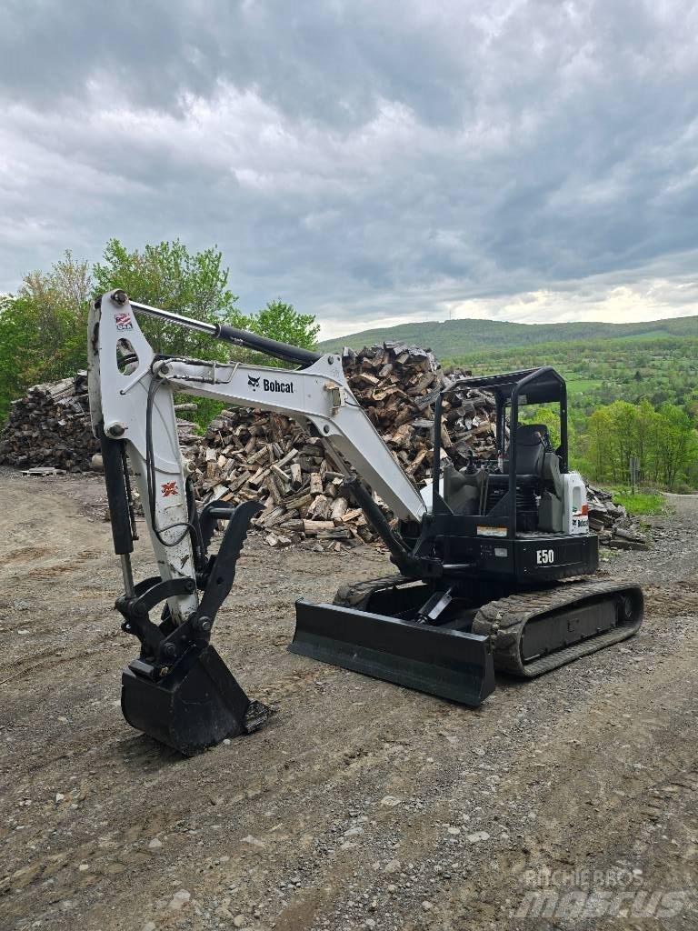 Bobcat E 50 حفارات صغيرة أقل من 7 طن (حفارات صغيرة)