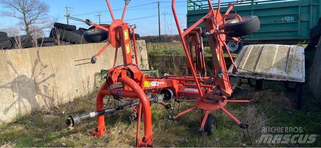 Kuhn GF5202 مكابس وميبسات التبن