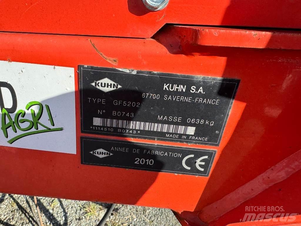 Kuhn GF5202 مكابس وميبسات التبن