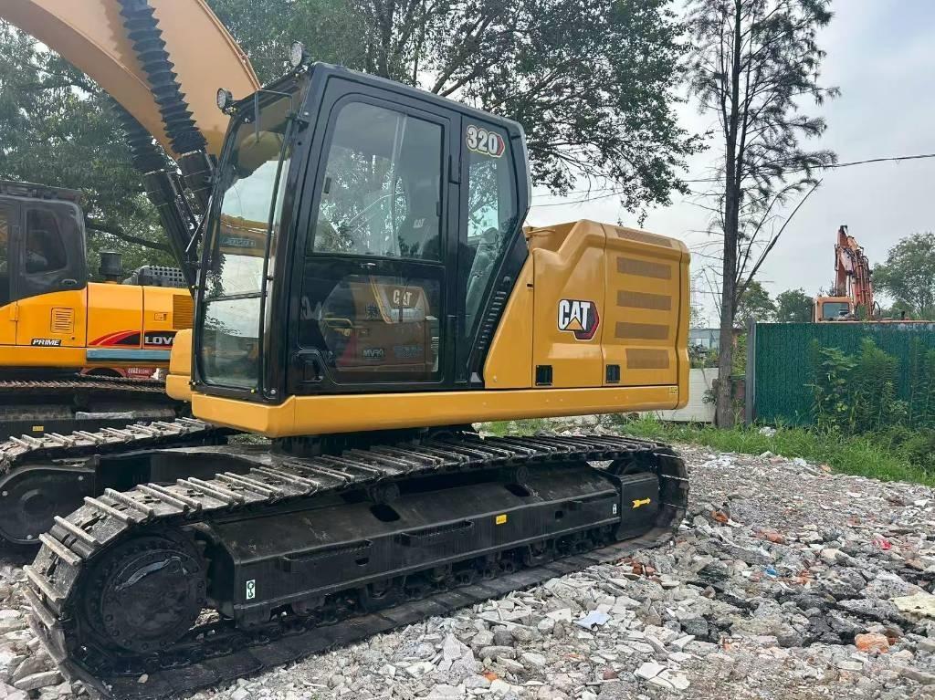 CAT 320 حفارات زحافة