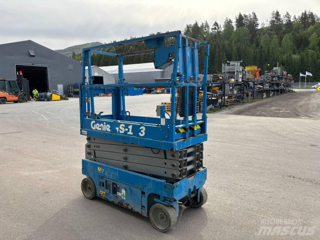  !SOLD! Genie GS 1932 رافعات مقصية الشكل