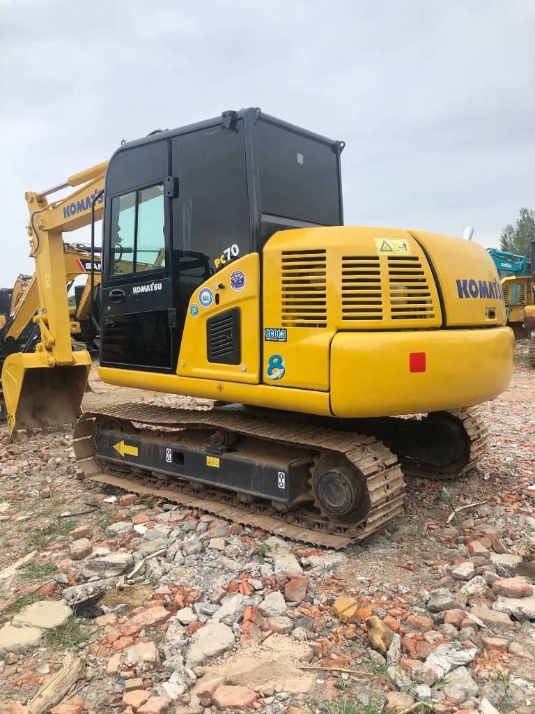 Komatsu PC 70-8 حفارات زحافة