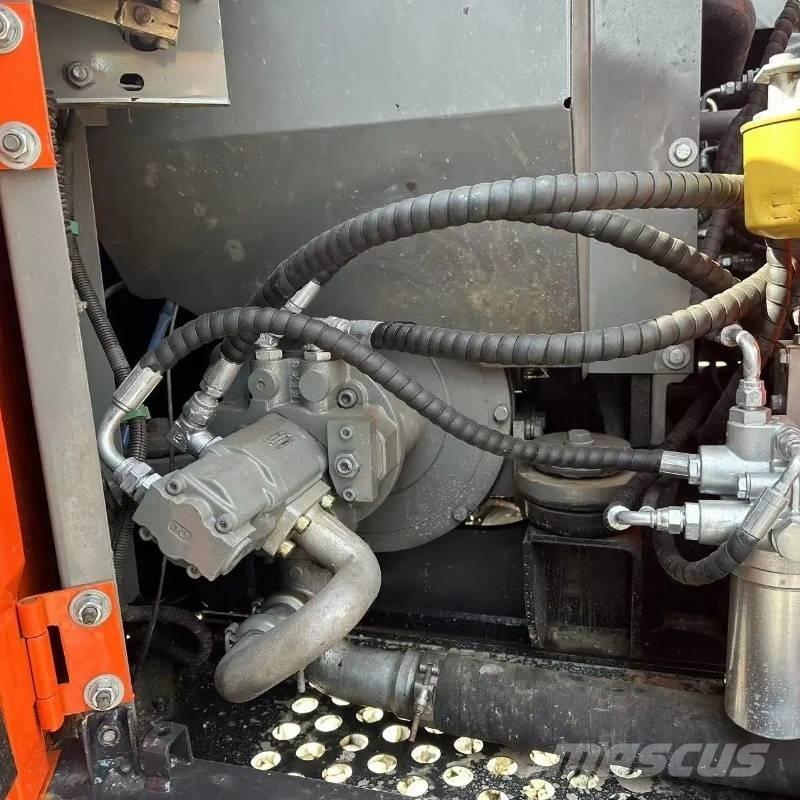Hitachi ZX 60 حفارات صغيرة أقل من 7 طن (حفارات صغيرة)