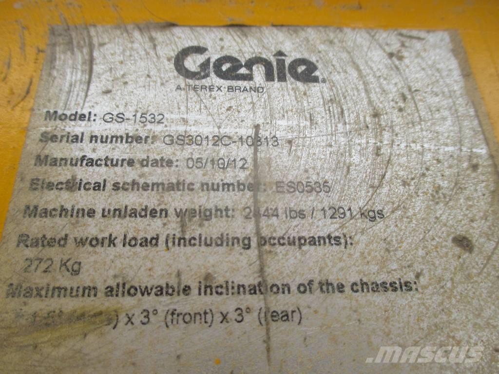 Genie GS 1532 رافعات مقصية الشكل