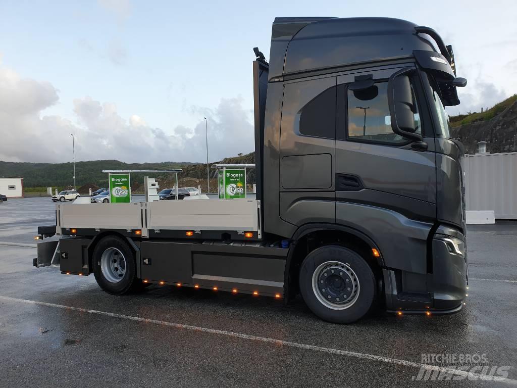 Iveco S-WAY 420 شاحنات أخرى