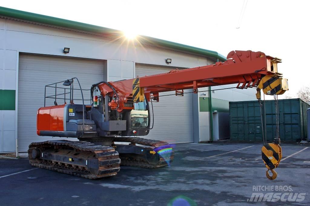 Hitachi ZX 210 LC-3 حفارات زحافة
