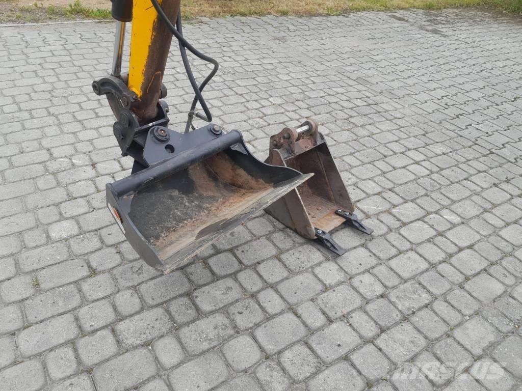 JCB 8018 حفارات صغيرة أقل من 7 طن (حفارات صغيرة)