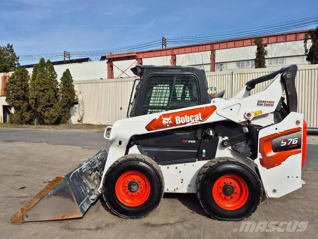 Bobcat S 76 لوادر انزلاقية التوجيه