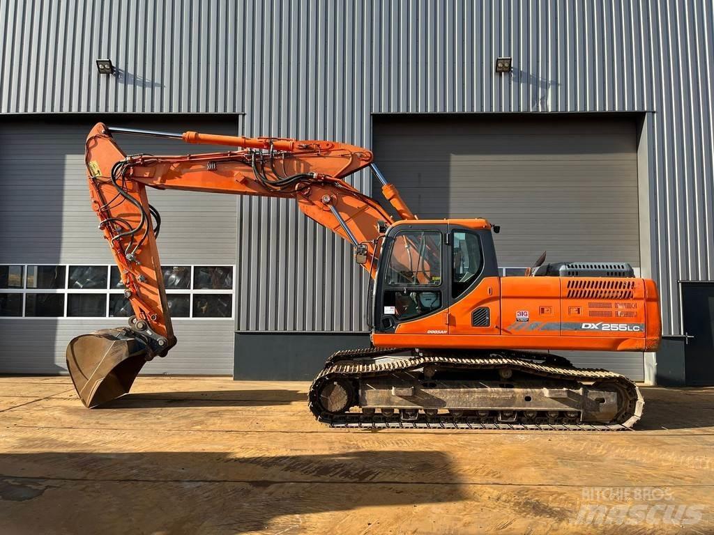 Doosan DX255LC-3 حفارات زحافة