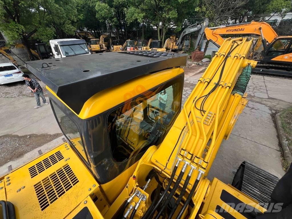 Komatsu PC 220-7 حفارات زحافة