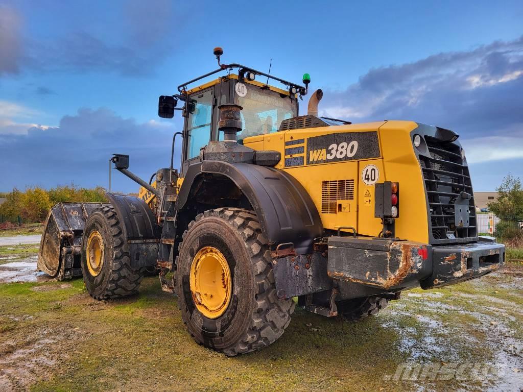 Komatsu WA380-8 لوادر بعجل