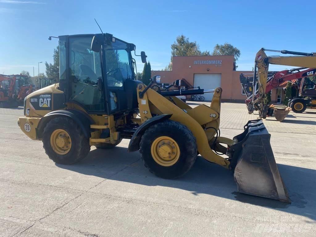 CAT 907 H 2 لوادر بعجل