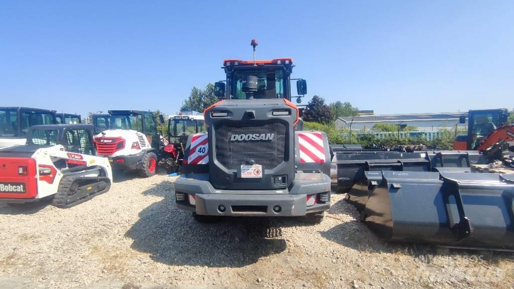 Doosan DL280-7 لوادر بعجل