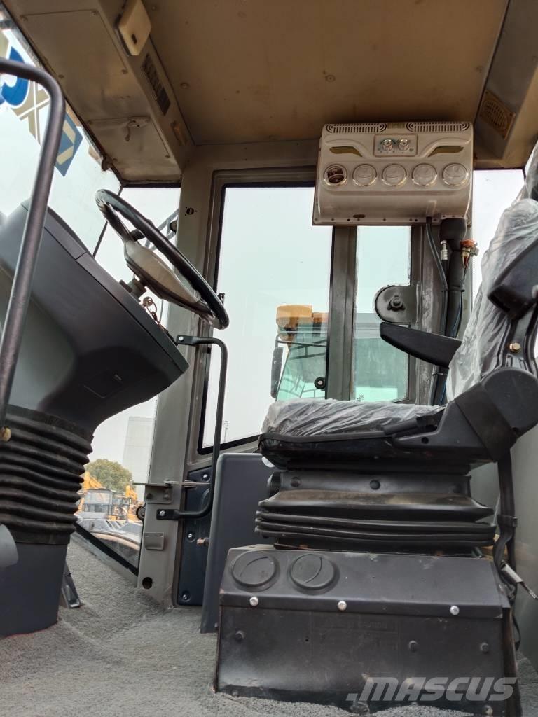 XCMG XS 203 J مداحل أحادية الأسطوانة