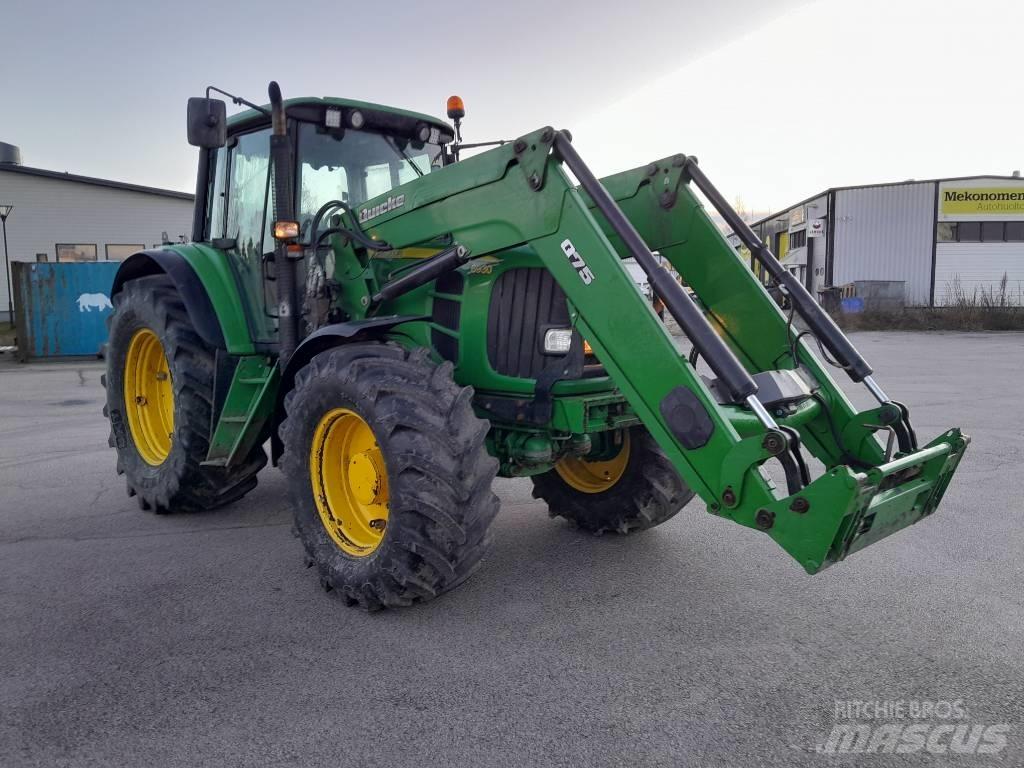 John Deere 6930 الجرارات