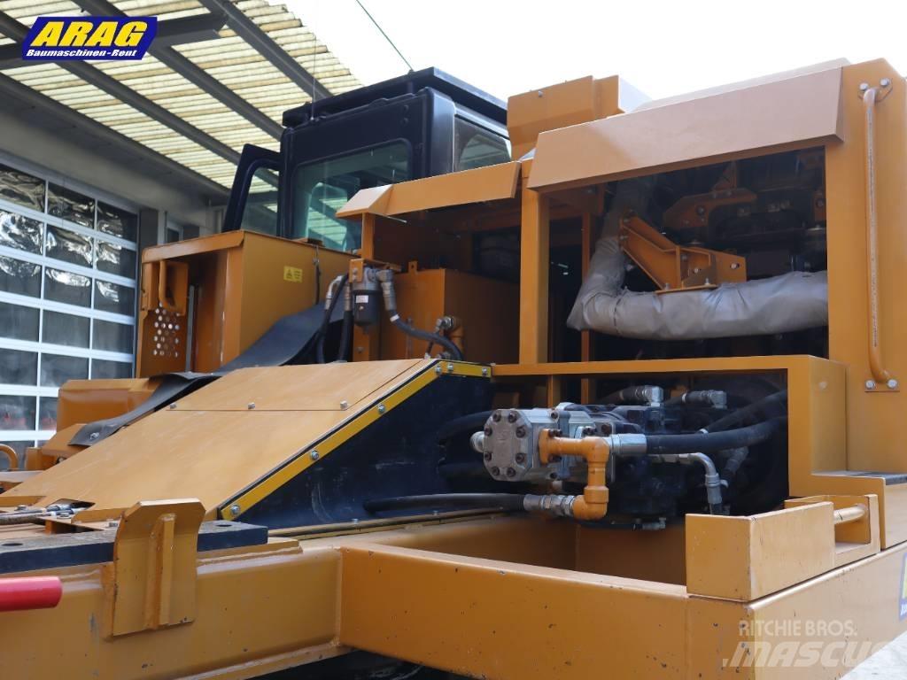 Morooka MST 2200 VDR عربات نقل قلابة مجنزرة