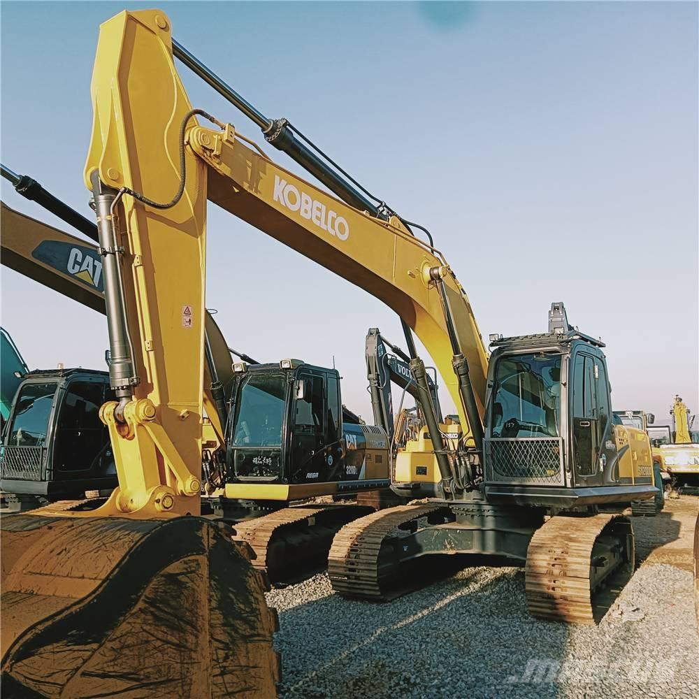 Kobelco SK200-8 حفارات زحافة