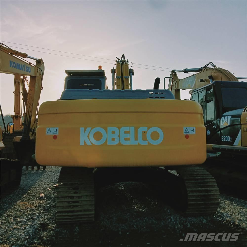 Kobelco SK200-8 حفارات زحافة