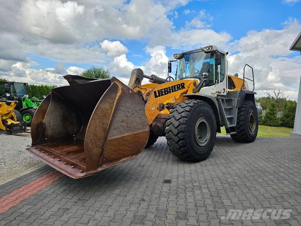 Liebherr L 576 لوادر بعجل