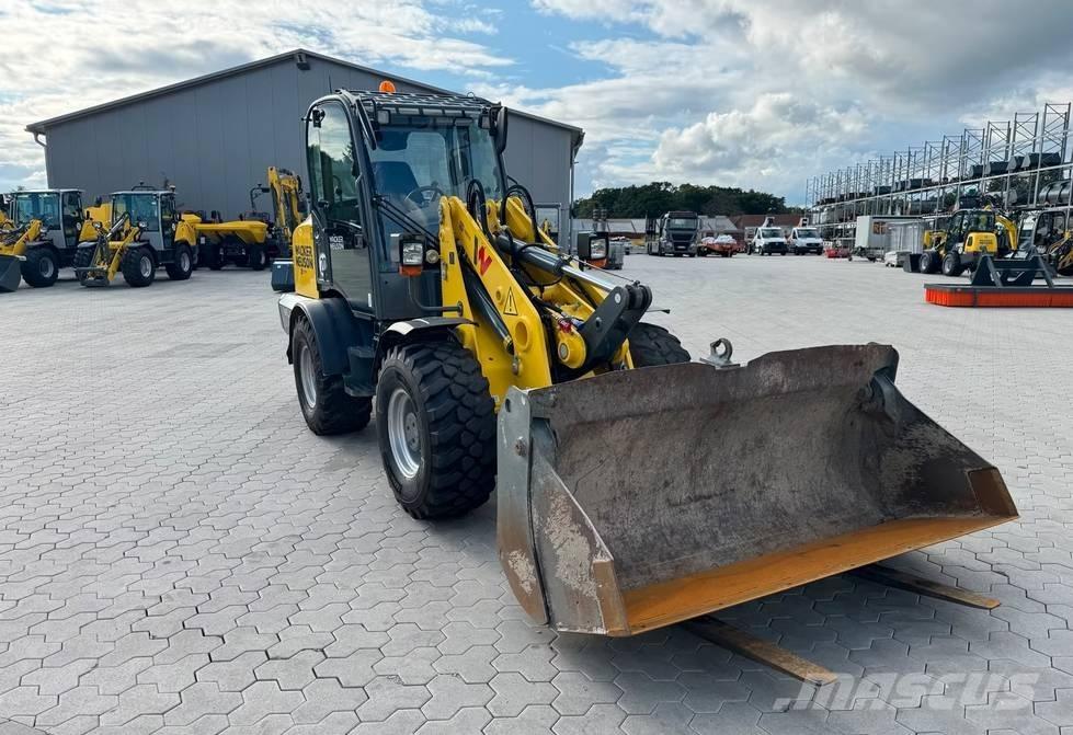 Wacker Neuson WL 70 لوادر انزلاقية التوجيه