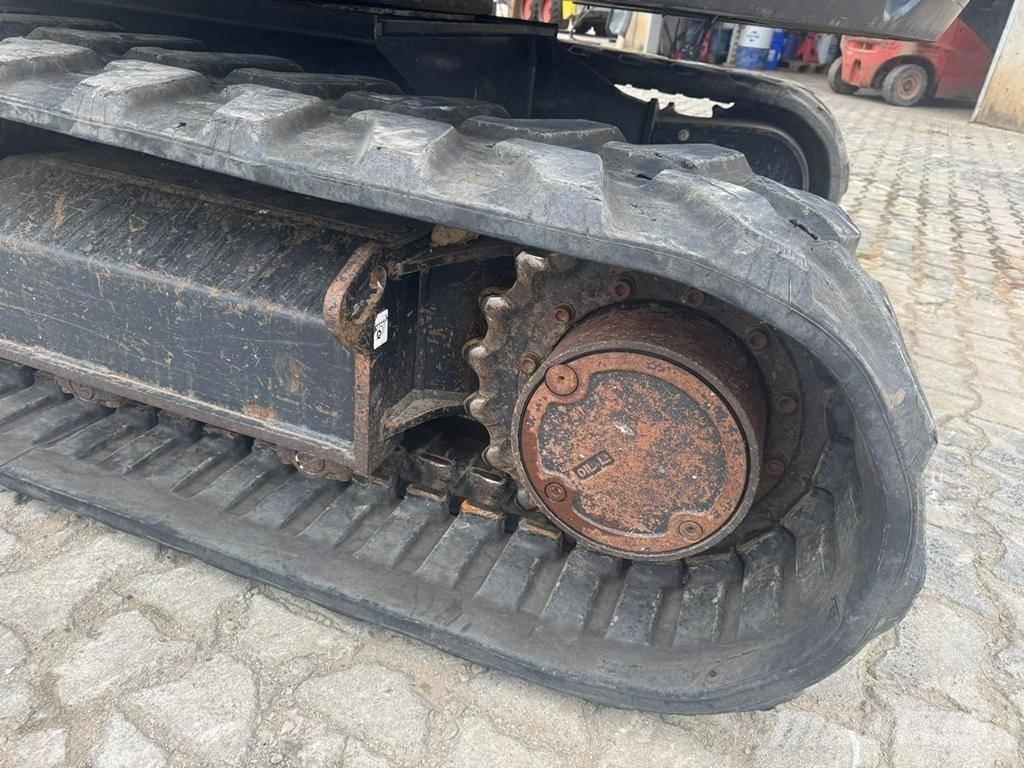 Kubota KX080-4@ حفارات وسط 7 طن - 12 طن