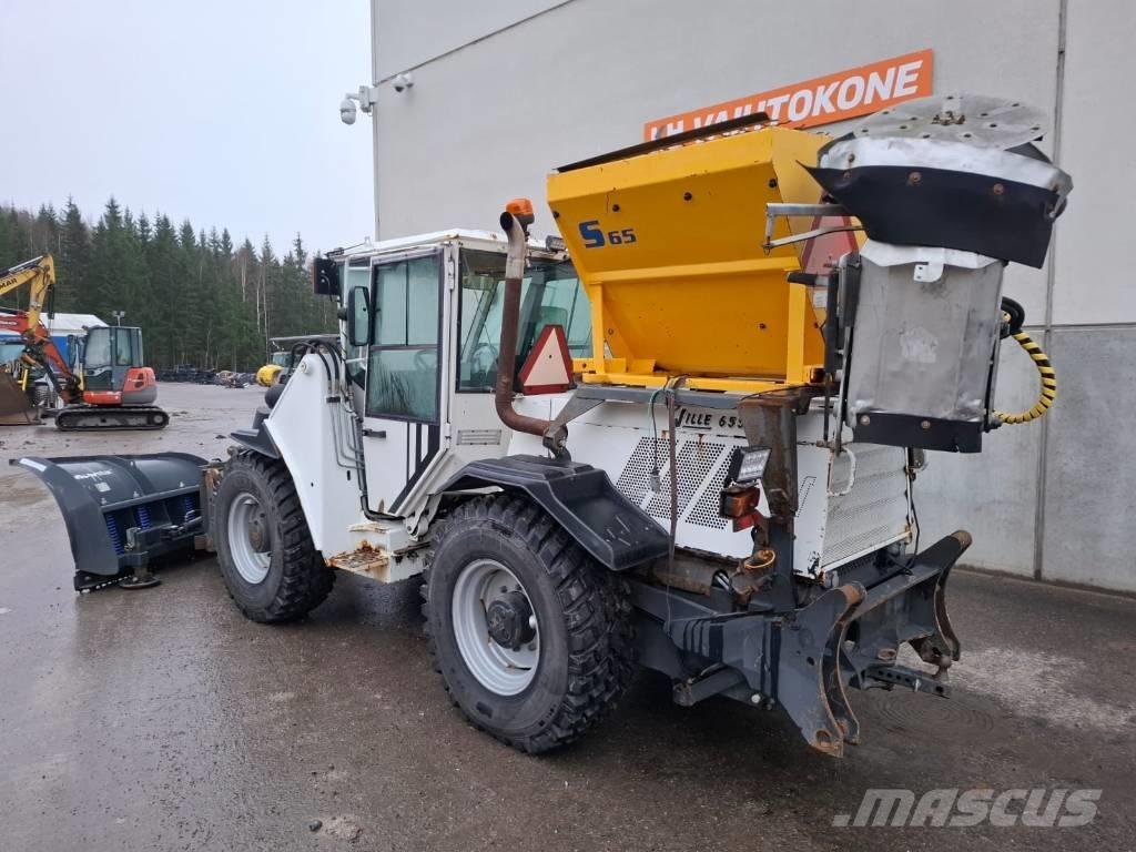 Wille 655 لوادر بعجل