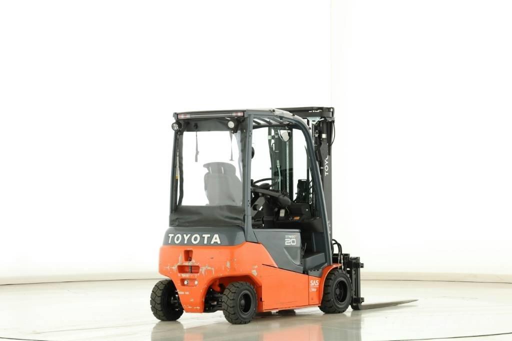 Toyota 8-FBM-20-T شاحنات ذات رافعات شوكية تعمل بالكهرباء