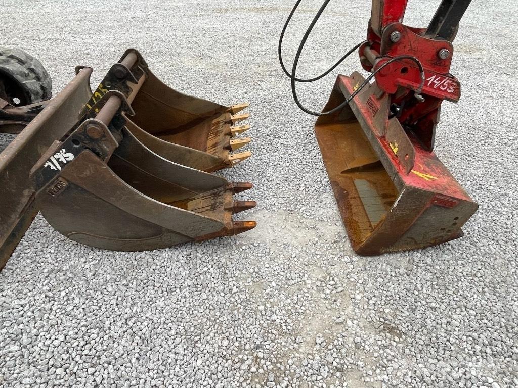 Bobcat E 85 حفارات وسط 7 طن - 12 طن