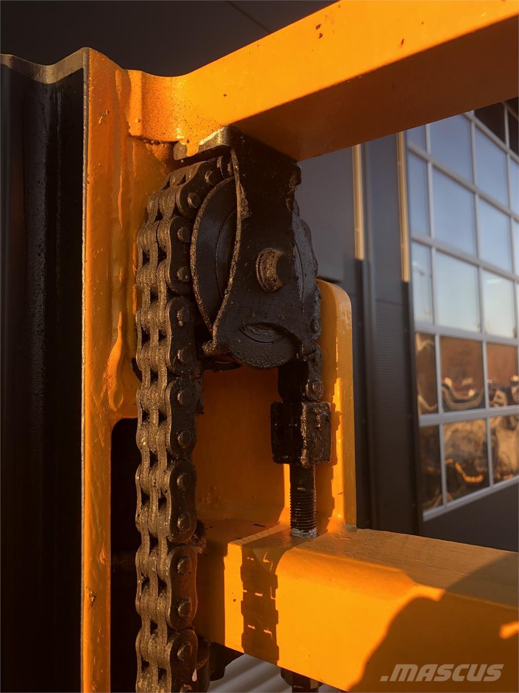 Jungheinrich WP16 شاحنات مناولة ذاتية الدفع