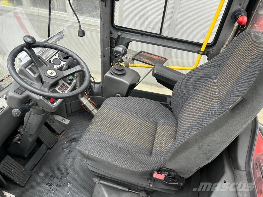 Kalmar DCE 80-9 شاحنات الديزل