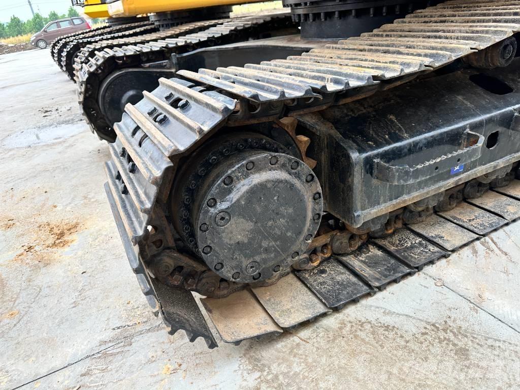 CAT 320 GC حفارات زحافة