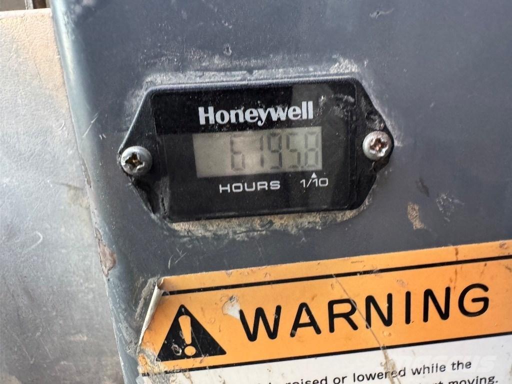 Takeuchi TB 250 حفارات صغيرة أقل من 7 طن (حفارات صغيرة)