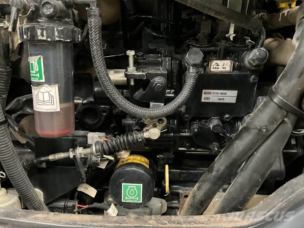 Komatsu PC 26 MR-3 حفارات صغيرة أقل من 7 طن (حفارات صغيرة)