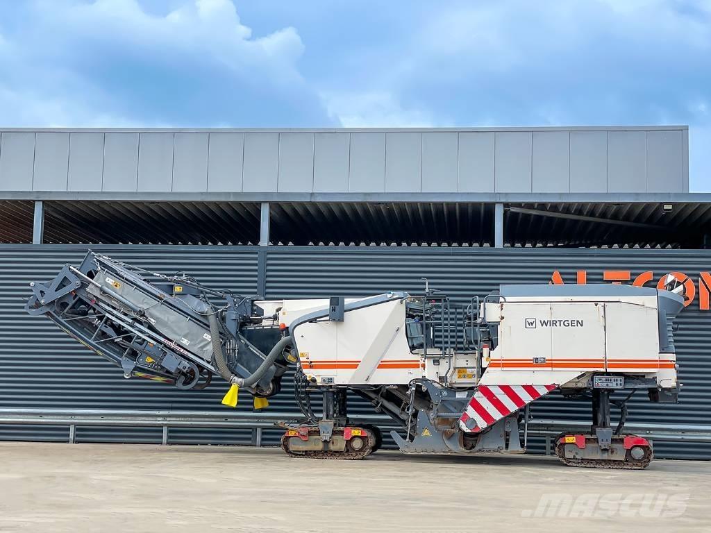 Wirtgen W 210 I ماكينات الكشط البارد للأسفلت