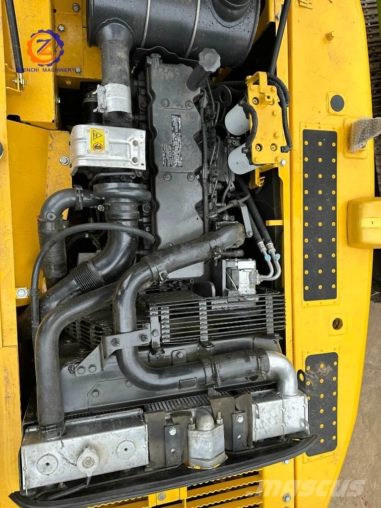 Komatsu PC 210 LC-8 حفارات زحافة