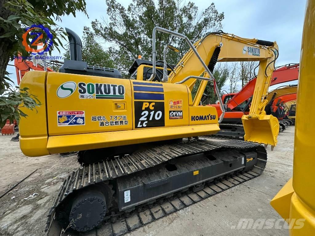 Komatsu PC 210 LC-8 حفارات زحافة