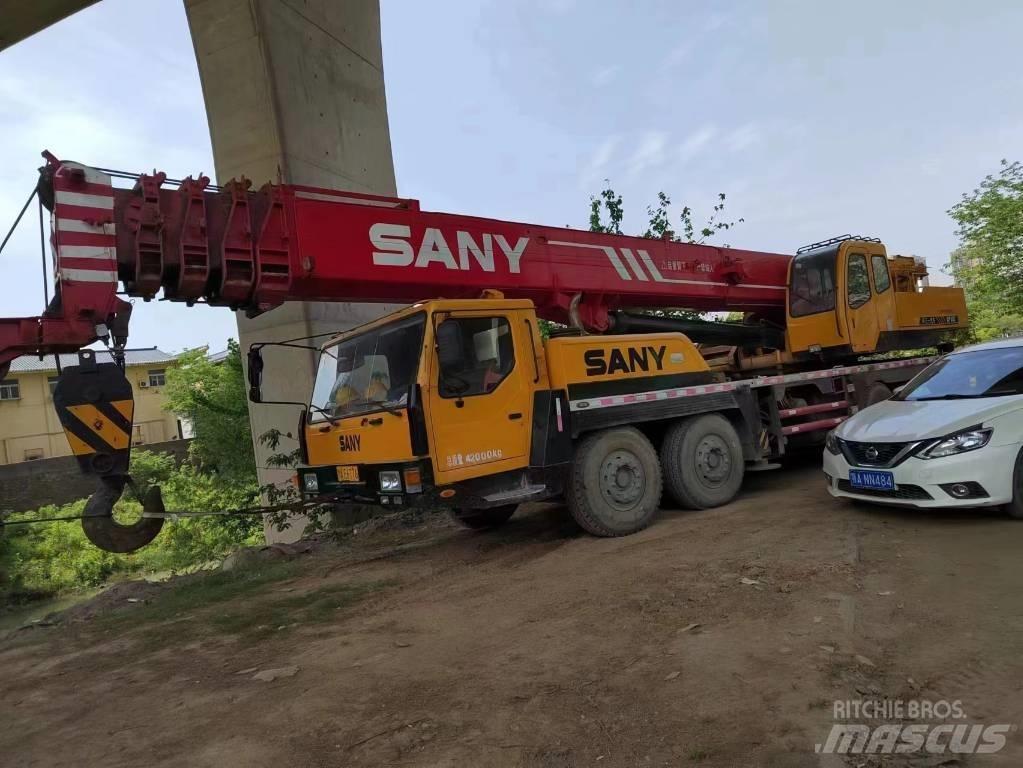 Sany 50 رافعات مجنزرة