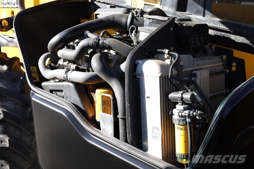 JCB 535-95 مناولات متداخلة