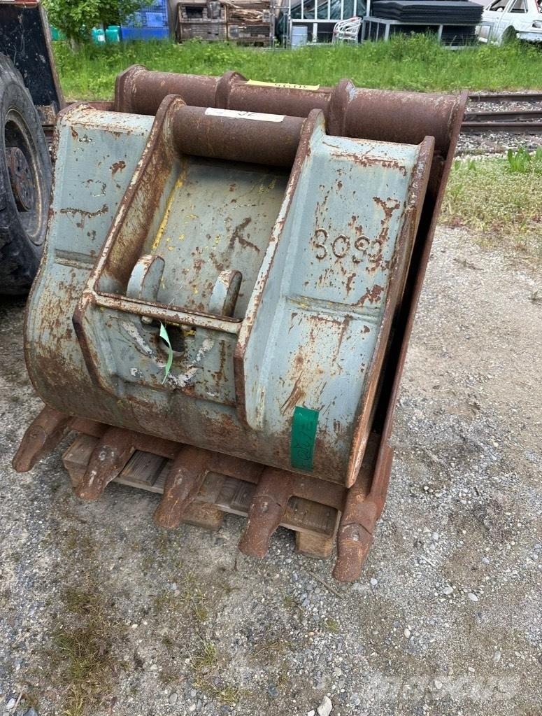 Hydrema MX 18 حفارات بعجل