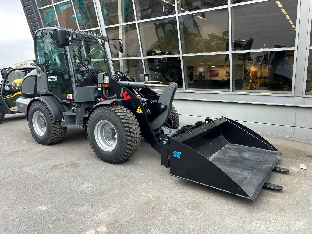 Wacker Neuson WL 52 لوادر بعجل