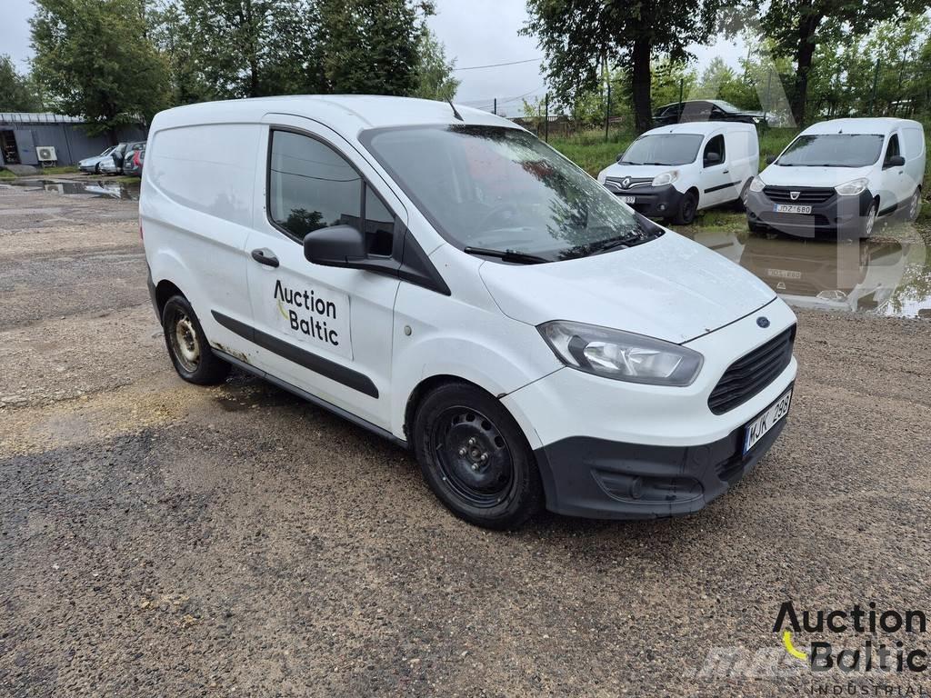 Ford Courier شاحنة مقفلة