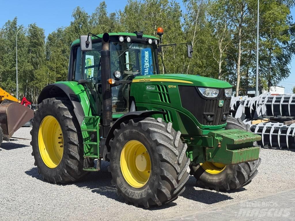 John Deere 6170 M الجرارات