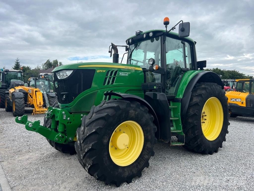 John Deere 6170 M الجرارات