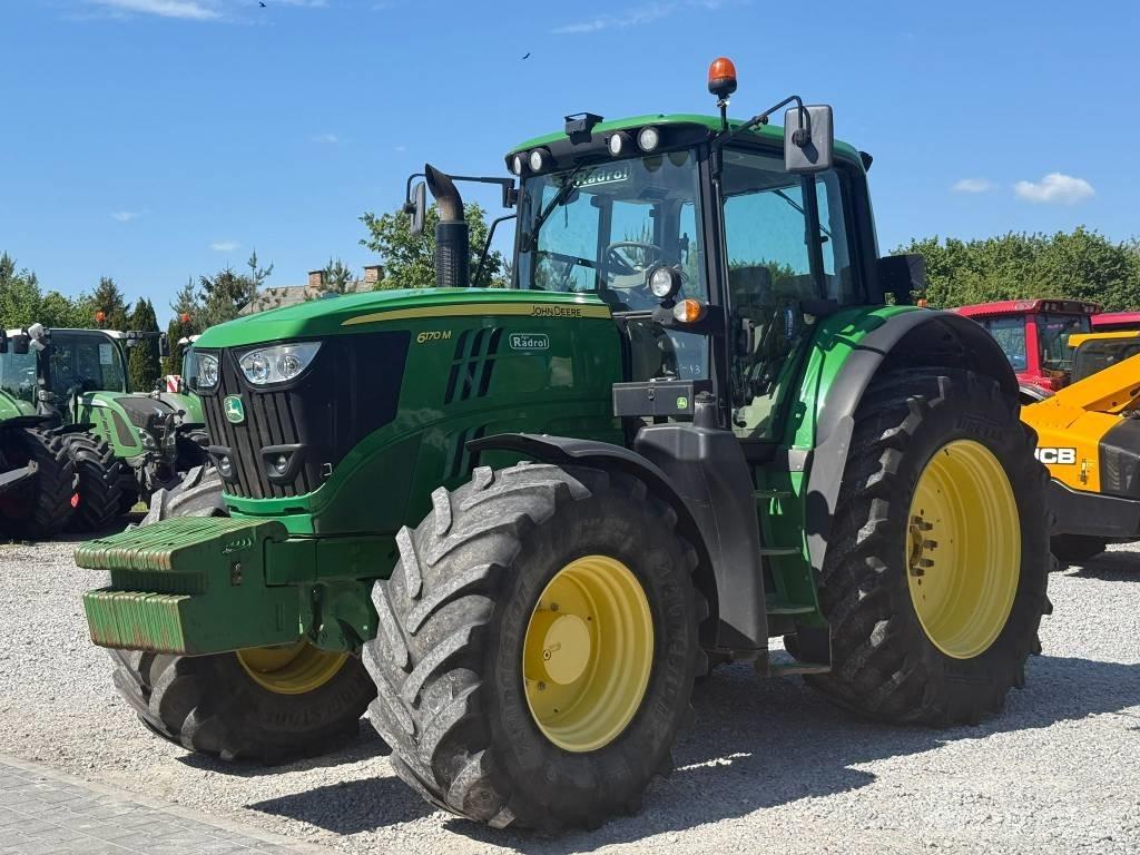 John Deere 6170 M الجرارات