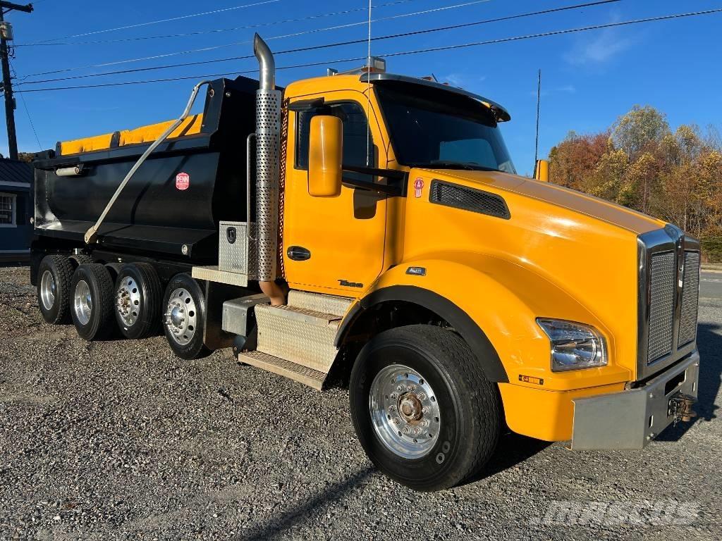 Kenworth T 880 شاحنات قلابة